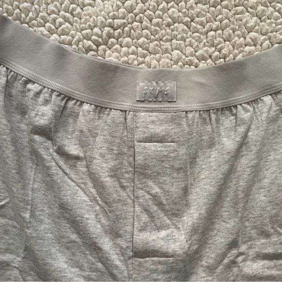 Skims Boyfriend Loose Boxer Light Heather Grey XXS - Picture 5 of 12